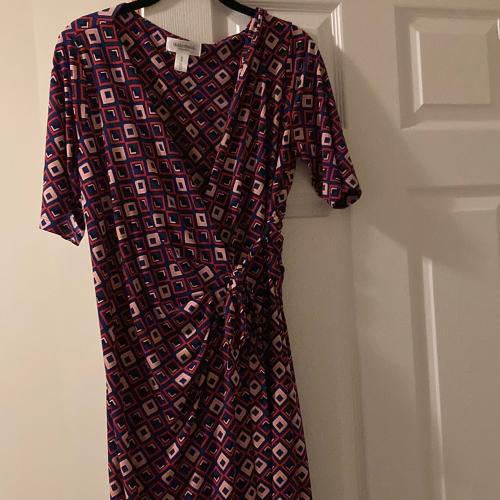 New Motherhood geometric wrap maternity dress